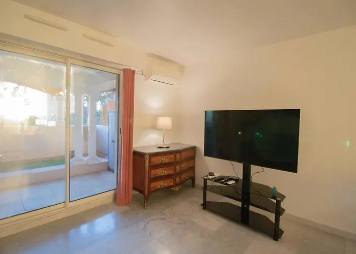 Charmant Studio En Centre-Ville Proche Monaco